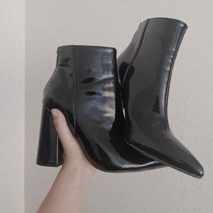 Black Pointy Heel Boots